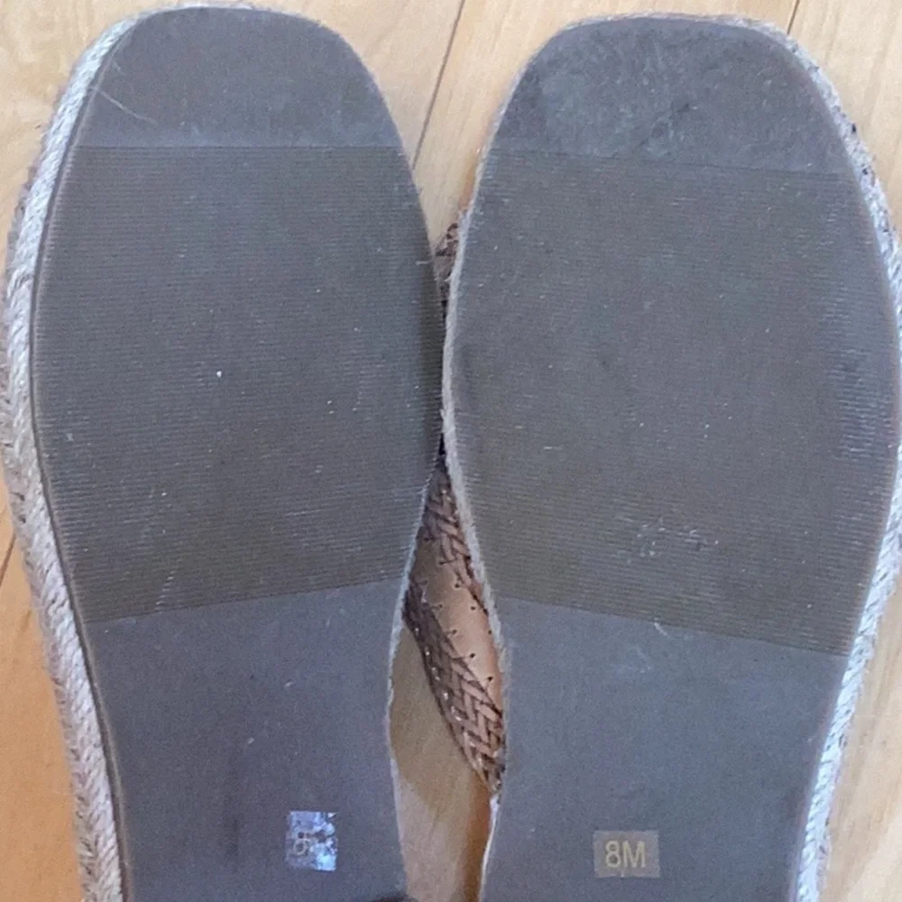 BEACH by Matisse hightide slide on sandals, espadrille flats. Women’s size 8
